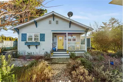 886 1st St SE, Bandon, OR 97411 - Photo 1
