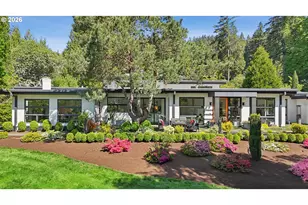 3724 SW Shattuck Rd, Portland, OR 97221 - Photo 1