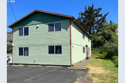 568 NW 3rd St, Newport, OR 97365 - Photo 1
