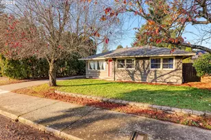 6633 SE Reedway St, Portland, OR 97206 - Photo 1