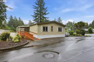 565 Shorepines Ave, Coos Bay, OR 97420 - Photo 1