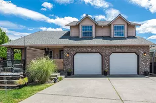 3253 SE 24th Terrace, Gresham, OR 97080 - Photo 1