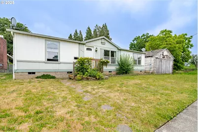 1041 Hiatt St, Lebanon, OR 97355 - Photo 1
