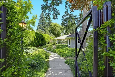 3840 SW 75th Ave, Portland, OR 97225 - Photo 1