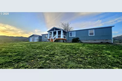 141 Buell Ln, Roseburg, OR 97471 - Photo 1