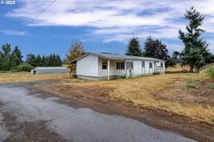15050 S Maplelane Rd, Oregon City, OR 97045 - Photo 1