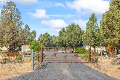 13439 SE Cayuse Rd, Prineville, OR 97754 - Photo 1