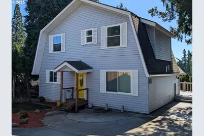 1306 Mt Brynion St, Kelso, WA 98626 - Photo 1