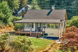 1660 6th St, Astoria, OR 97103 - Photo 1