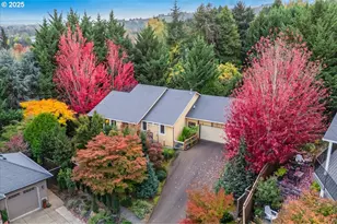 1039 SW Upland Dr, Dundee, OR 97115 - Photo 1