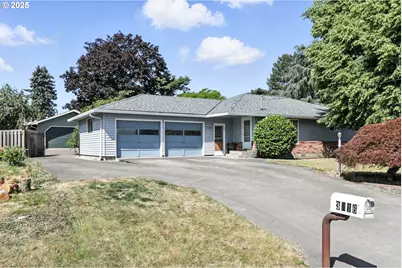 3216 Oakcrest Dr, Forest Grove, OR 97116 - Photo 1