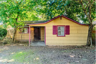 11126 SE Boise St, Portland, OR 97266 - Photo 1