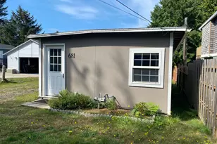 681 SE Neptune Ave, Lincoln City, OR 97367 - Photo 1