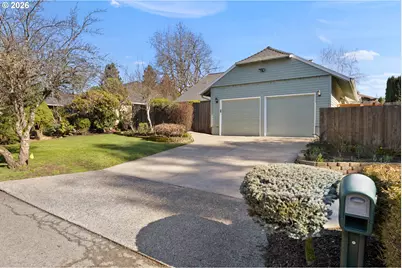 14568 SE Kingston Ave, Milwaukie, OR 97267 - Photo 1