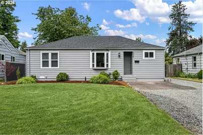 956 1st St, Springfield, OR 97477 - Photo 1