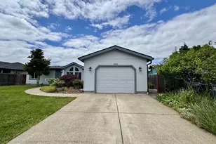 962 Rainbow Dr, Springfield, OR 97477 - Photo 1
