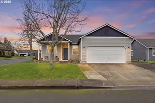 109 Robin Ct, Creswell, OR 97426 - Photo 1