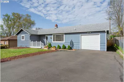 3058 NE Follett St, Roseburg, OR 97470 - Photo 1