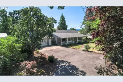 301 S Cole Ave, Molalla, OR 97038 - Photo 1