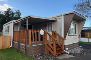 16901 SE Division St, Portland, OR 97236 - Photo 1