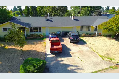 725/727 Greg Way, Eugene, OR 97404 - Photo 1