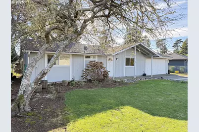 1566 20th St, Florence, OR 97439 - Photo 1