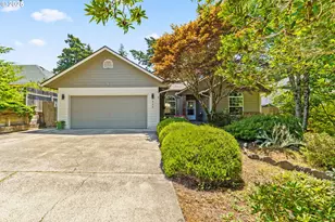 834 8th St, Florence, OR 97439 - Photo 1