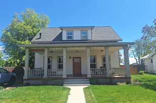 205 NE 1st St, Enterprise, OR 97828 - Photo 1