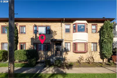 2123 NE Clackamas St #5, Portland, OR 97232 - Photo 1