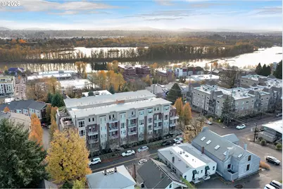 4280 S Corbett Ave #102, Portland, OR 97239 - Photo 1