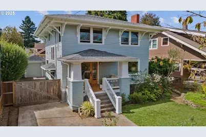 3163 NE Regents Dr, Portland, OR 97212 - Photo 1