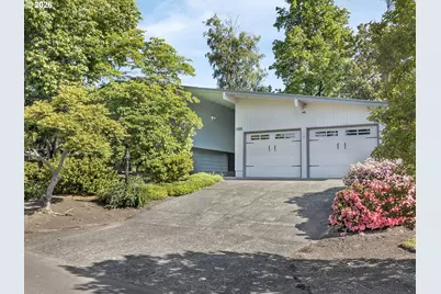 8835 SW Oak Ln, Portland, OR 97223 - Photo 1