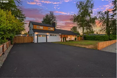 610 NE 3rd Ave, Battle Ground, WA 98604 - Photo 1