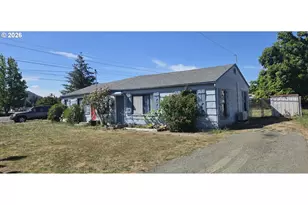 2986 W Jay Ave, Roseburg, OR 97471 - Photo 1