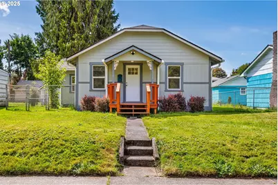 1617 7th Ave, Longview, WA 98632 - Photo 1