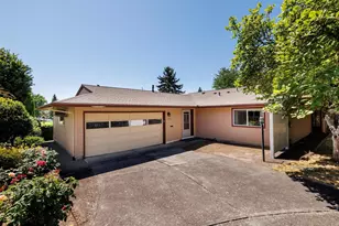 11750 SW King George Dr, King City, OR 97224 - Photo 1