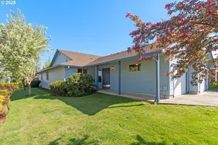 610 Benjamin Ave, Cottage Grove, OR 97424 - Photo 1