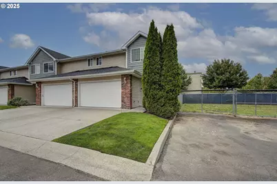 13926 NE 7th Ct, Vancouver, WA 98685 - Photo 1