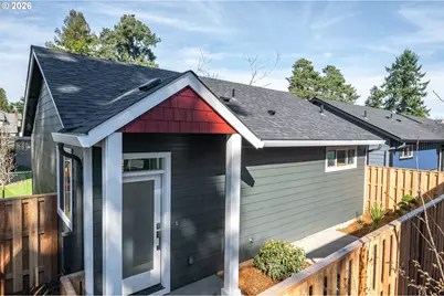 6215 SE Knapp St #B, Portland, OR 97206 - Photo 1