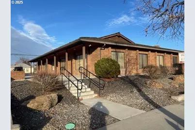 333 E Main St, Hermiston, OR 97838 - Photo 1