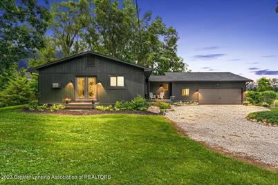 10618 Owosso Road - Photo 1