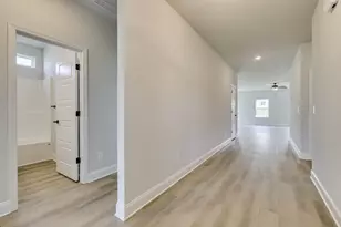 25 Orchard Cir, Edgefield, SC 29824 - Photo 2