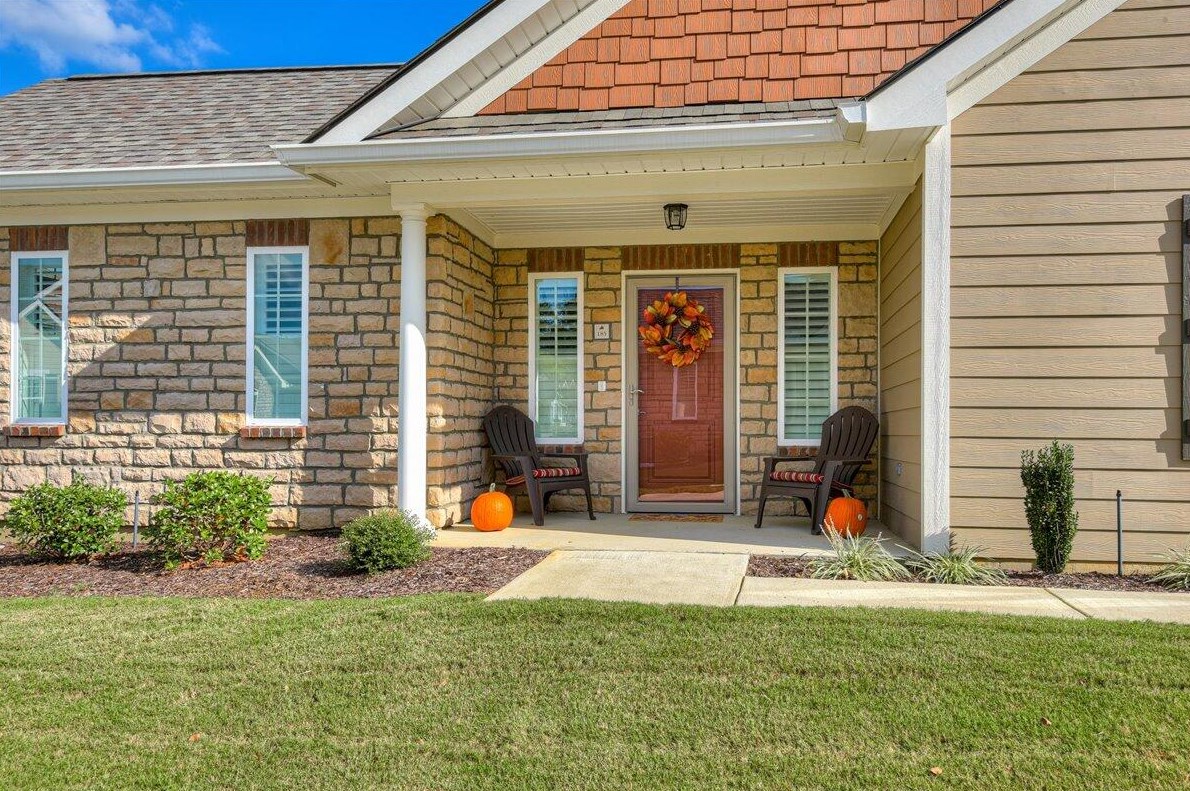 185 Harvest Ln, Aiken, SC 29803-3869