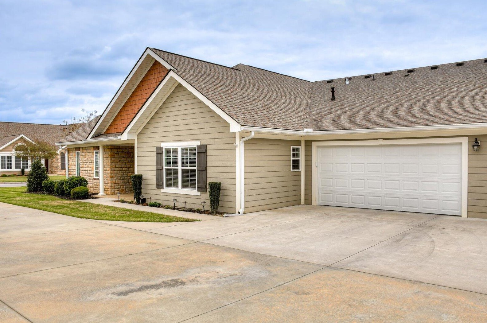 221 Harvest Ln, Aiken, SC 29803-3869