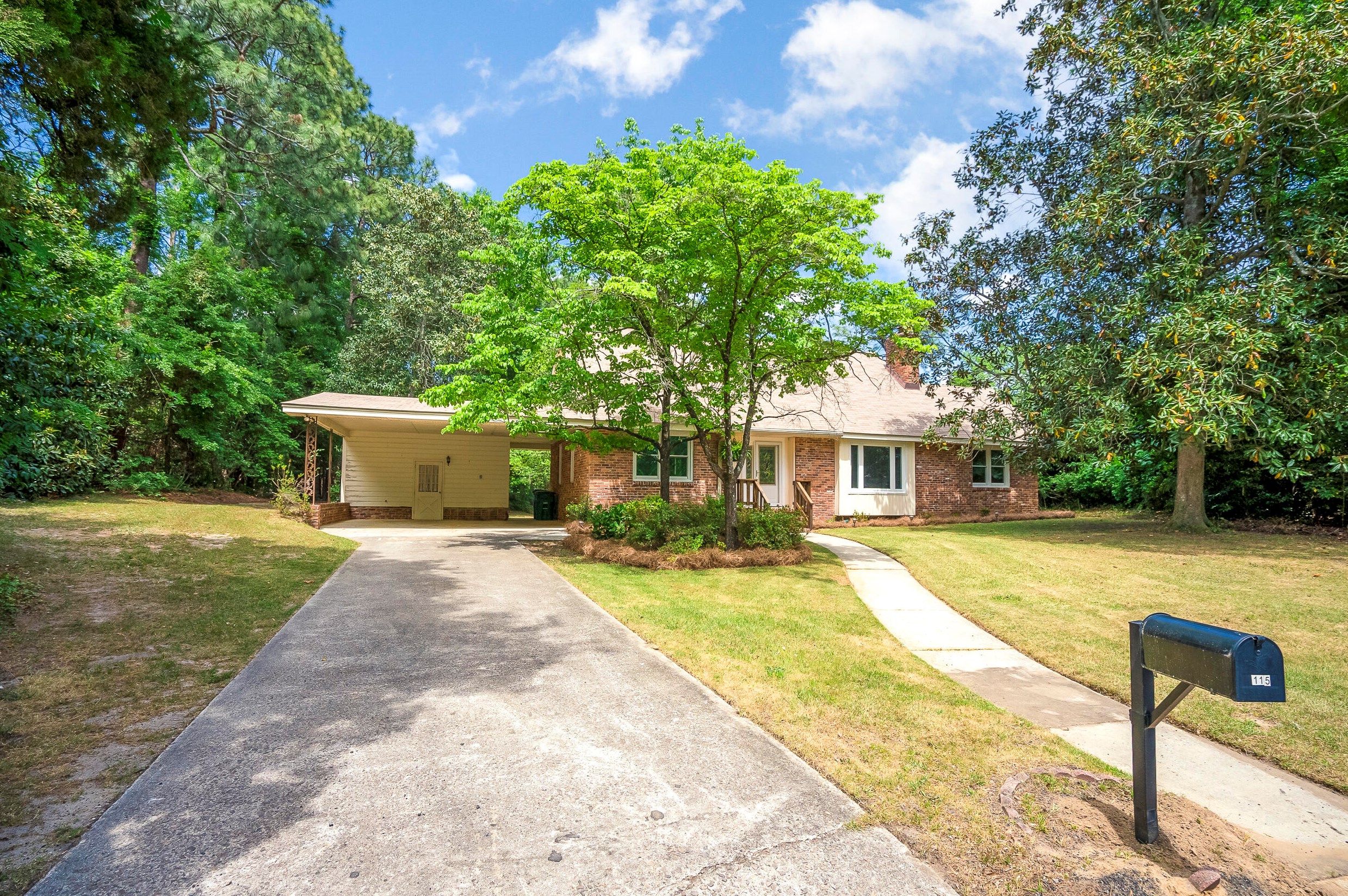 115 Rosemary Dr, Aiken, SC 29803-7323