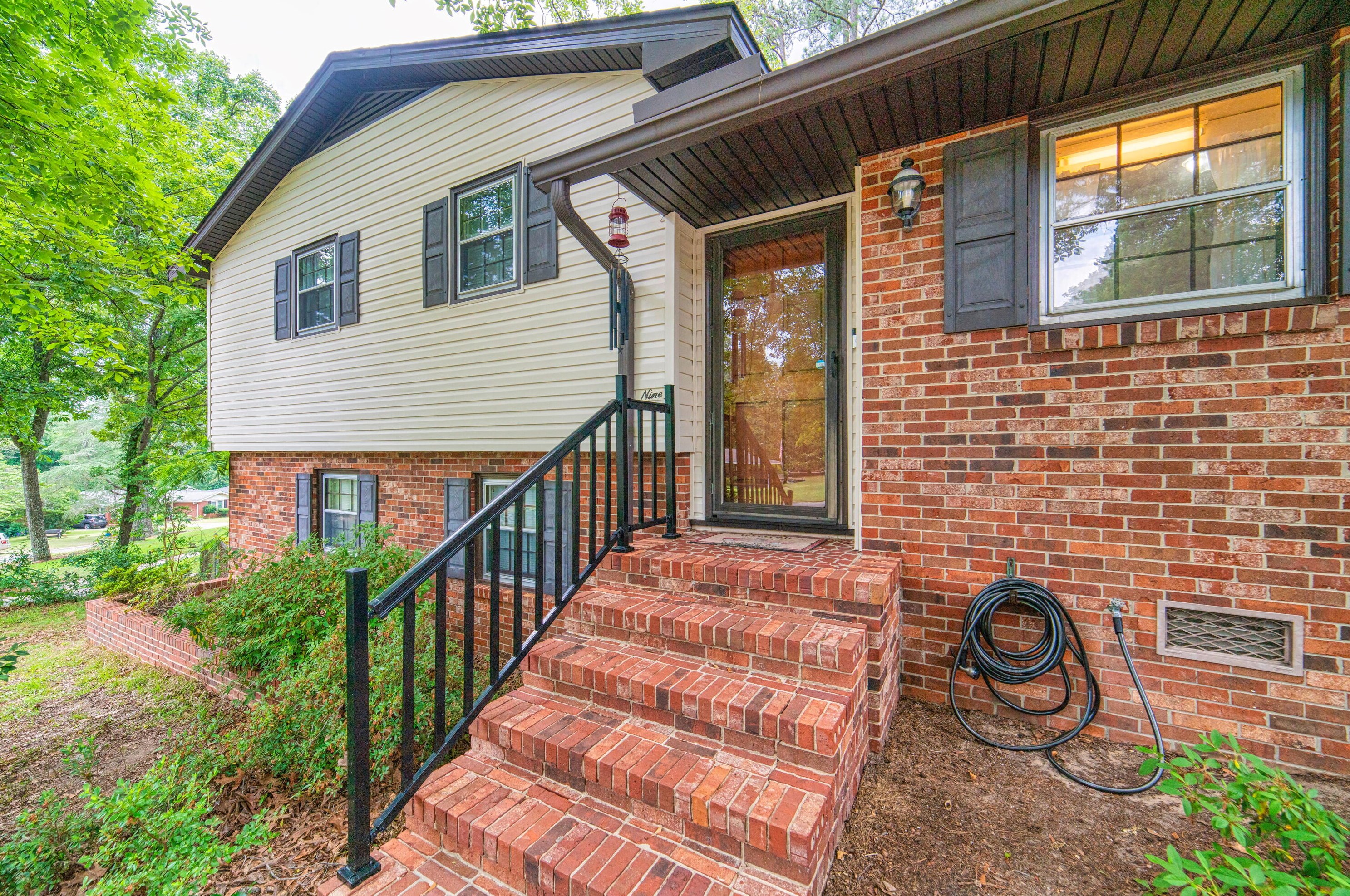 9 Rosemary Dr, Aiken, SC 29803-7322