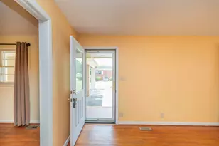 61 Bignon St, Barnwell, SC 29812 - Photo 8