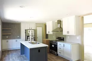 818 White Pond Rd, Williston, SC 29853 - Photo 10