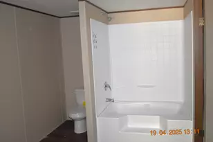 911 Warbonnet Rd, Springfield, SC 29146 - Photo 4