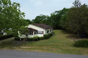 431 Greenville St NW, Aiken, SC 29801 - Photo 2